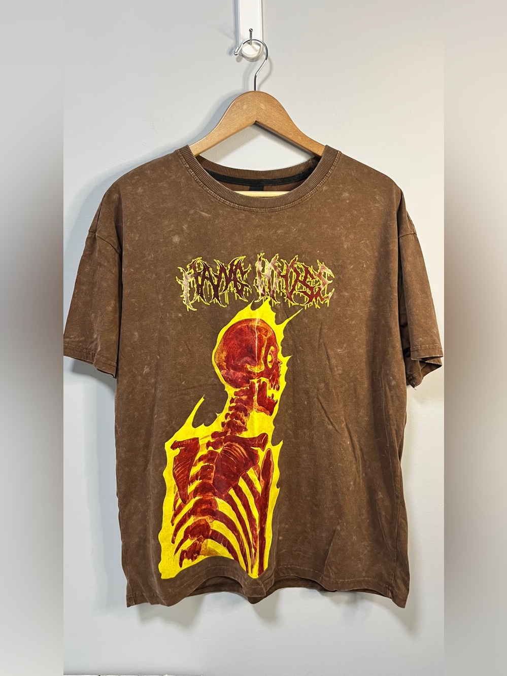 Brown Graphic Short-Sleeve Men’s T-Shirt  Size Large